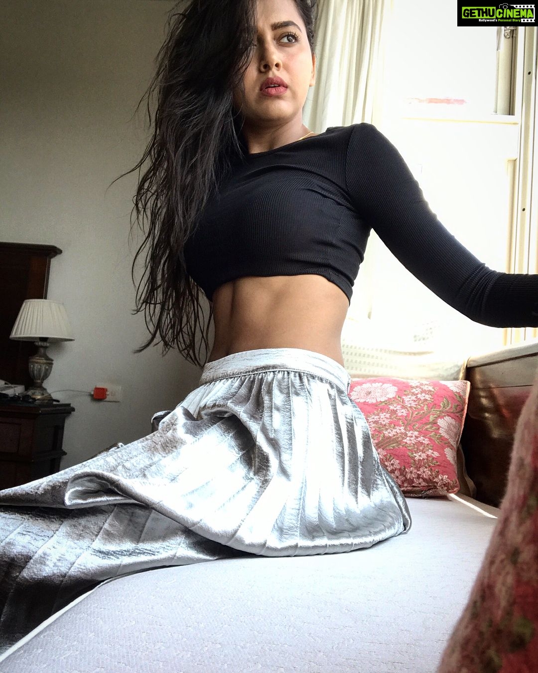 Tejasswi Prakash Instagram - Today, be the bad**s girl you were too lazy to be yesterday. . #throwbackthursday