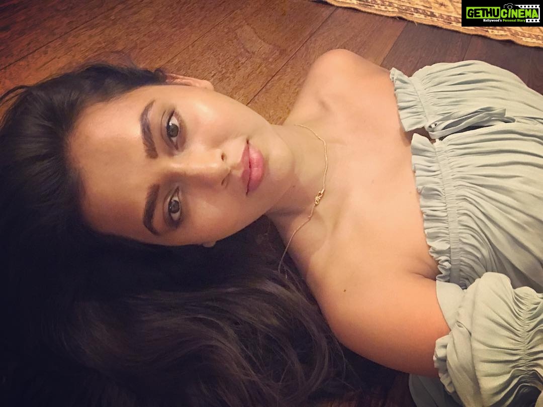 Tejasswi Prakash Instagram - I believe in fairytales 💫 . #dreams