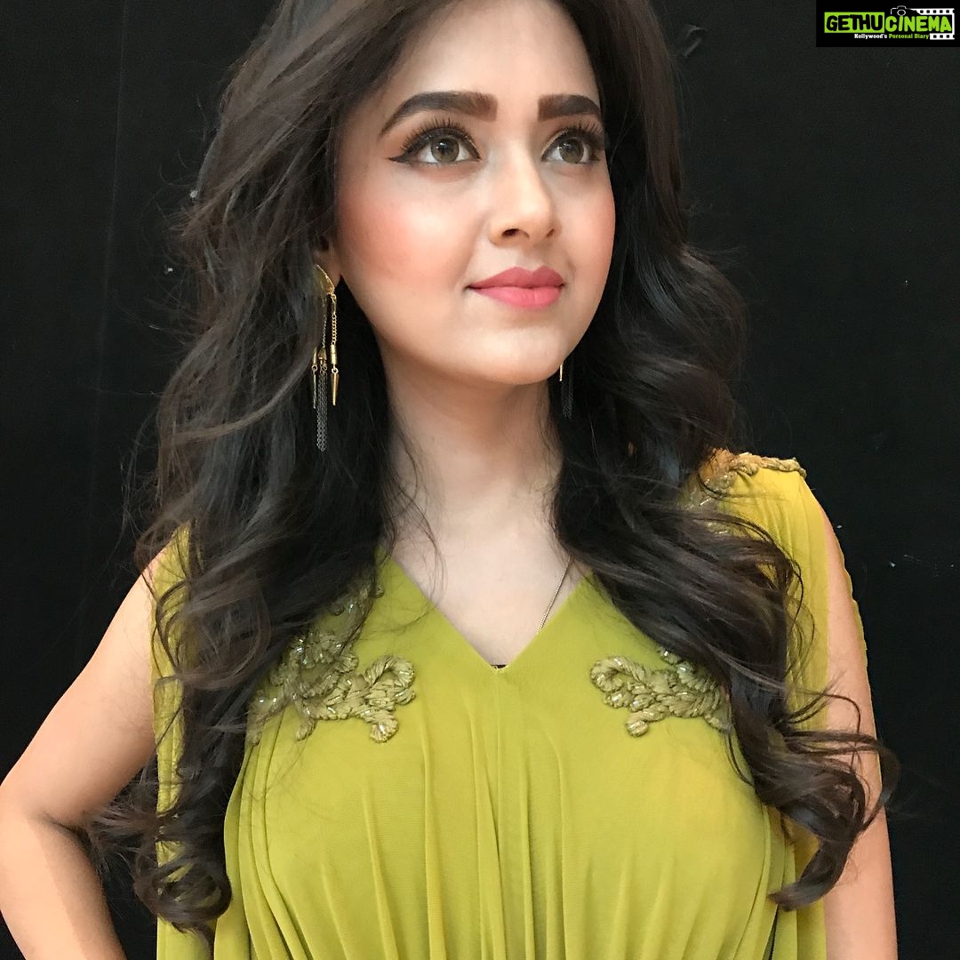 Tejasswi Prakash Instagram - She wore her scars as her best attire... A stunning dress made of hellfire... #day2 Styled by @stylist_hemu #teamhemu Outfit by @label.prerana.nagpal Jewellery by @gesturejewelry Jakarta, Indonesia