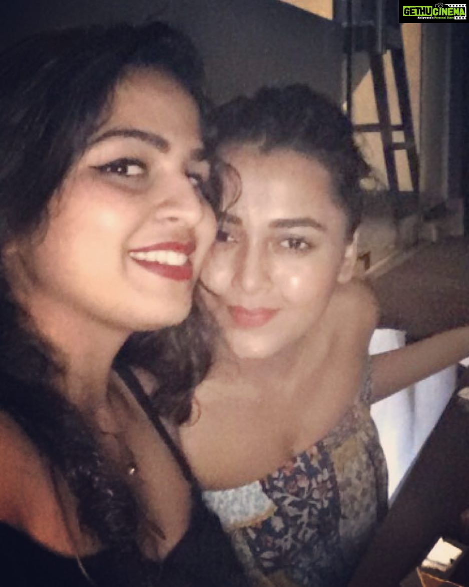 Tejasswi Prakash Instagram - Mana Tu majhi Manali nahi majhi MANATLI aahes...I love you so much...happy birthday @manali_sawant
