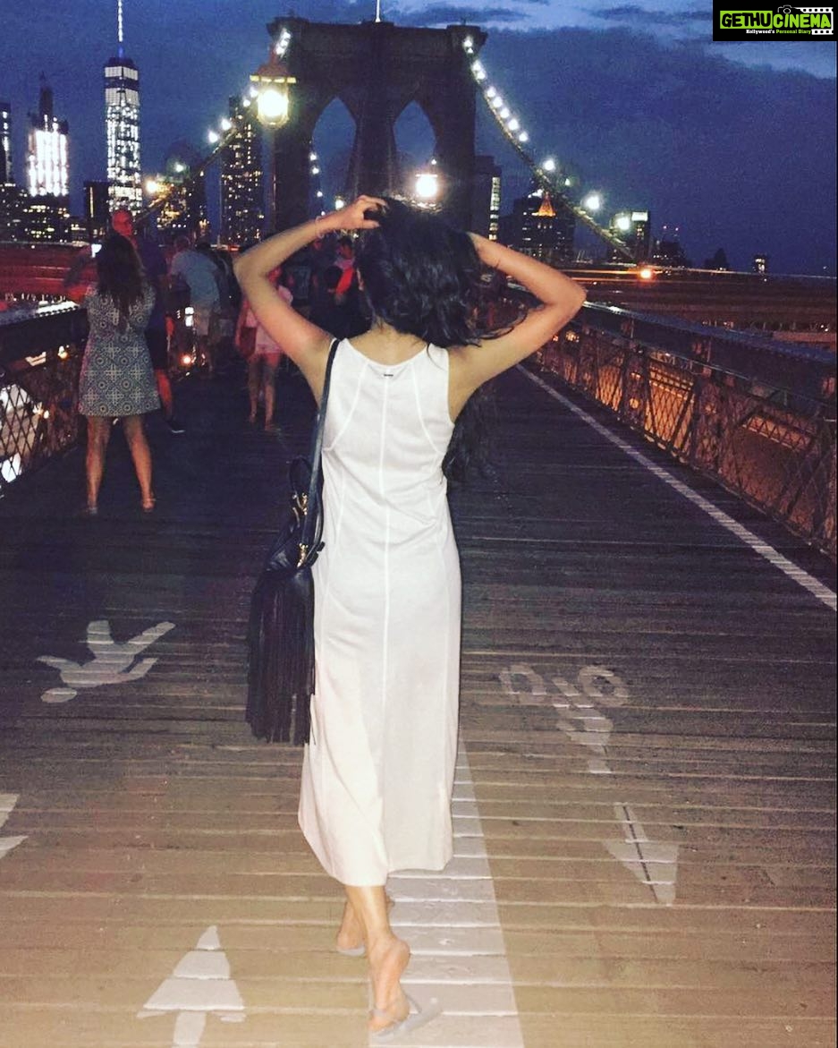 Tejasswi Prakash Instagram - Throwback Brooklyn Bridge