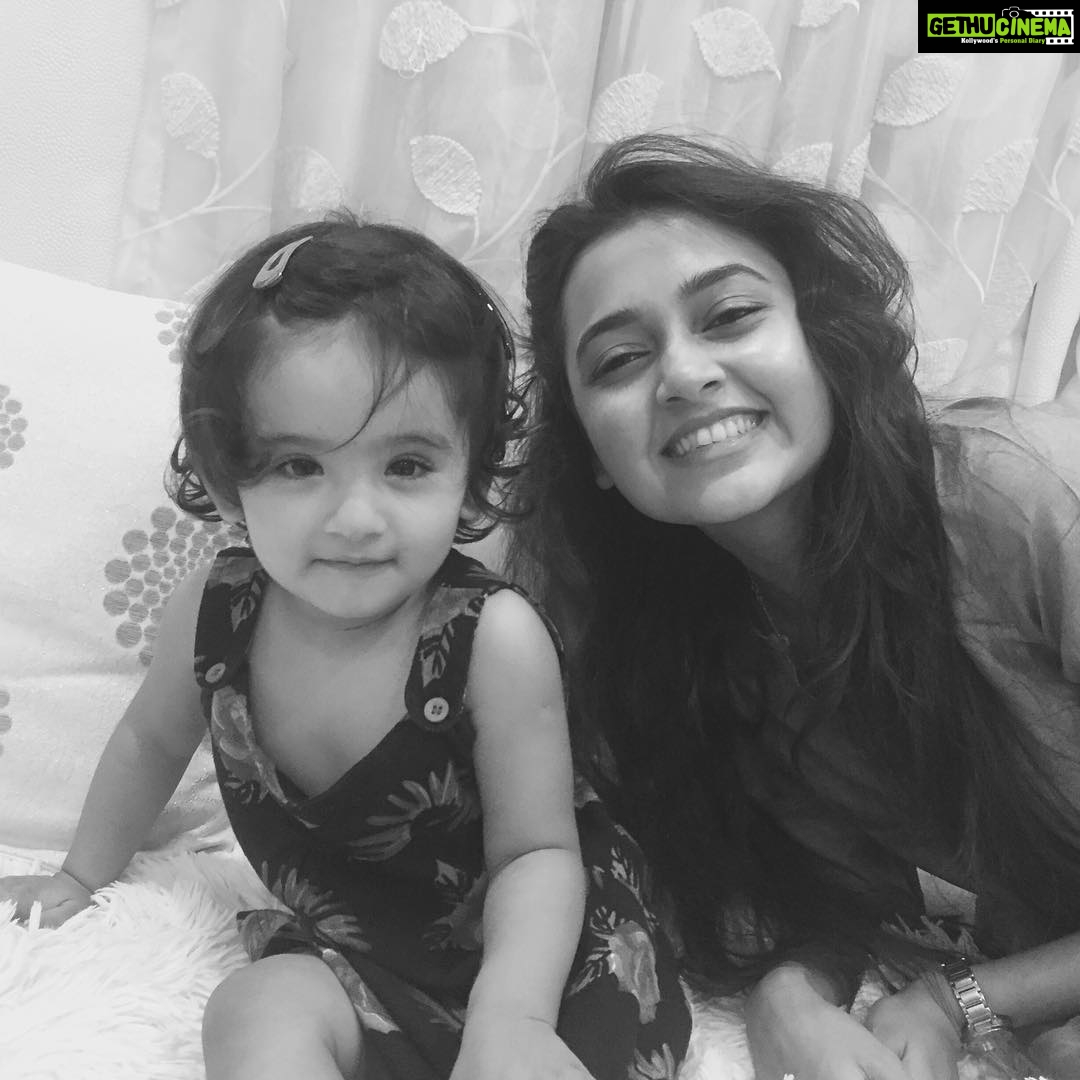 Tejasswi Prakash Instagram - The cutest baby I know...enayyyaaaa😘