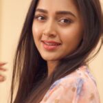 Tejasswi Prakash Instagram - The Boss of all Salon festivals is here - Urban Company Salon Spree 🥰 Get up to 60% off on amazing salon services. Stop waiting, start relaxing! 💆🏻‍♀️✨ Head to the Urban Company app and book your slot today. Hurry! . . #UrbanCompany #UC #BeautyExperienceYouDeserve #SalonAtHome #SalonSpree