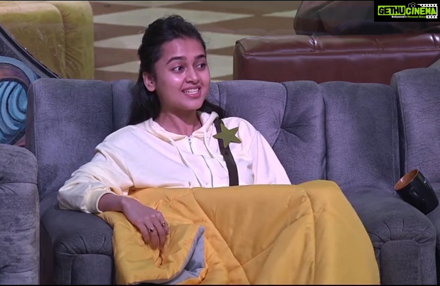 Tejasswi Prakash Instagram - That sudden moment when you realize Bigg Boss 15 is ending in 3 days!! . . . š: @closet.hues š§£: @stylebysaachivj š¤: @styledbynikinagda @nehha_o @sanzimehta777 . . . #tejasswiforthewin #instagood #explore #fyp #tejasswiprakash #tejatroops #biggboss #biggboss15 #bb #bb15 #salmankhan @voot @vootselect @colorstv @endemolshineind