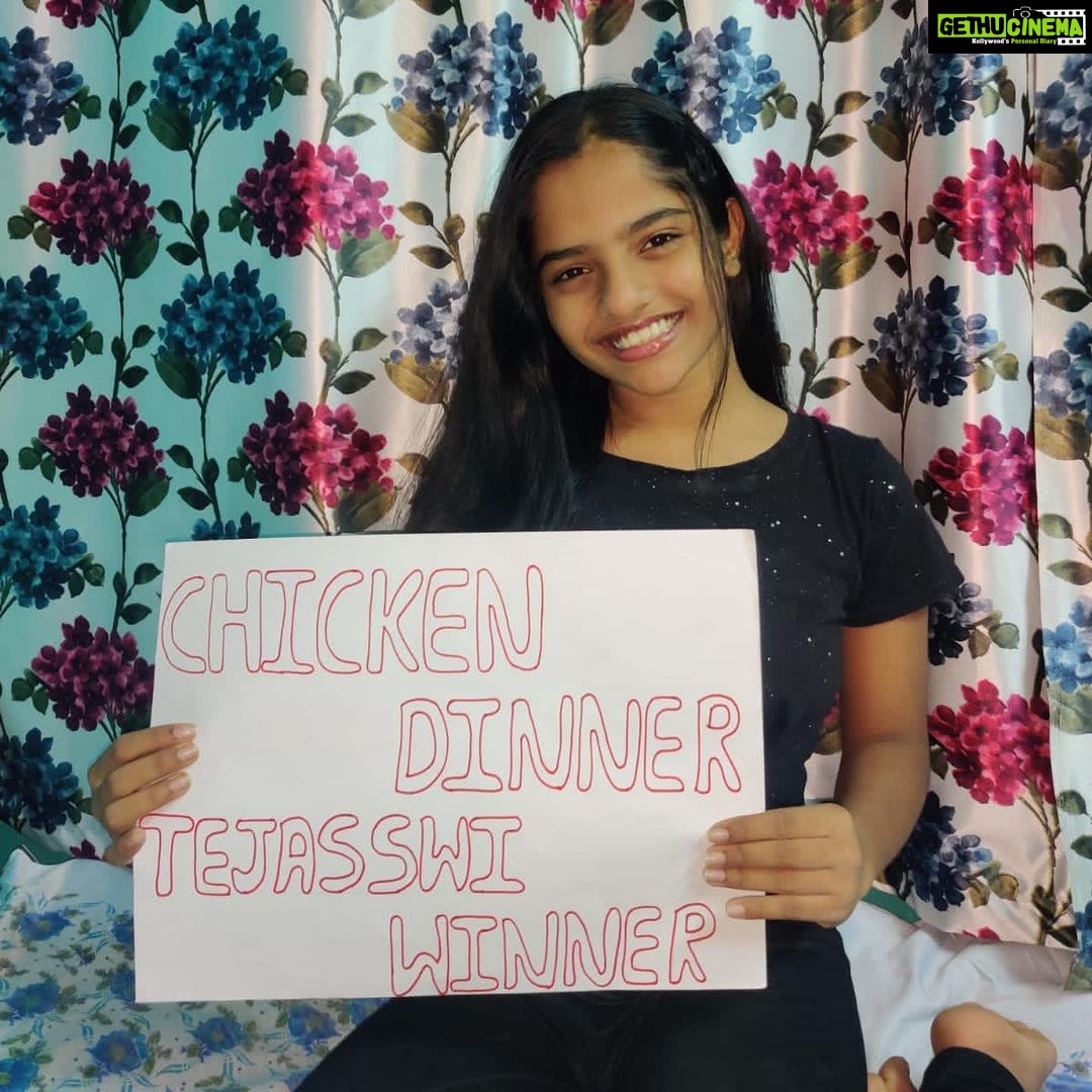 Tejasswi Prakash Instagram - Time for Victory!! The entire nation has come together to support Teja and we're awestruck with all the love and support... Thank you!! Don't forget to Vote, Visit Voot ❤️ . . . #Votefortejasswi #tejasswiforthewin #instagood #explore #fyp #tejasswiprakash #tejatroops #biggboss #biggboss15 #bb #bb15 #salmankhan @voot @vootselect @colorstv @endemolshineind