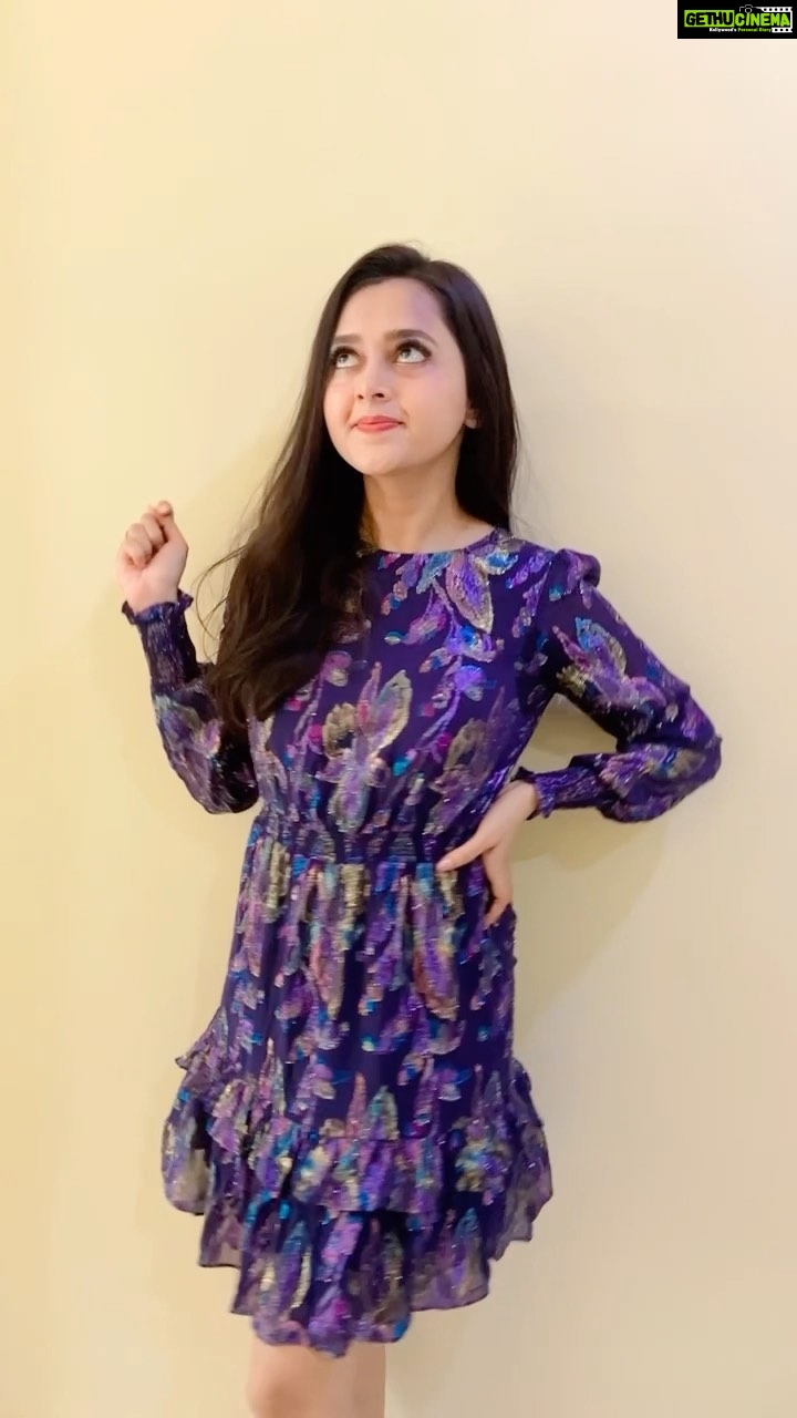 Tejasswi Prakash Instagram - Dress to Express and not Impress! In awe with how this little princess carries every outfit with ease♥️ . . . #myoutfit #feelkaroreelkaro #feelitreelit #reelsinstagram #explore #fyp #instagood #explore #fyp #tejasswiprakash #tejatroops #biggboss #biggboss15 #bb #bb15 @voot @vootselect @colorstv @endemolshineind