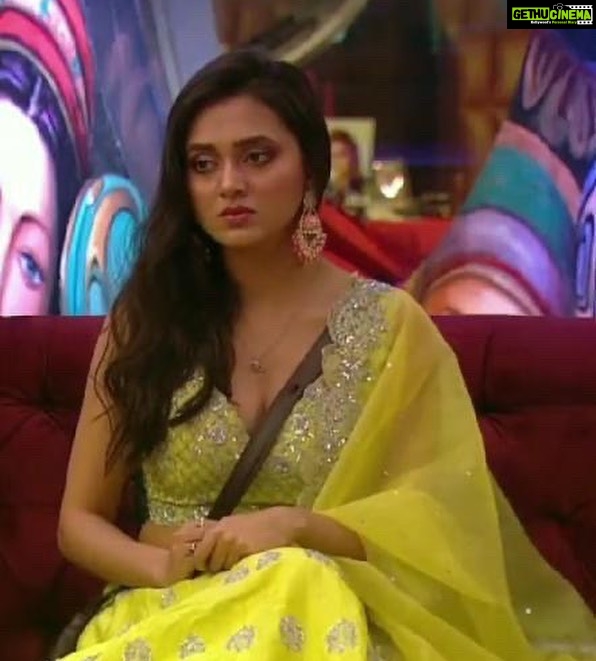 Tejasswi Prakash Instagram - Tejasswi Prakash is an entire mood! π― Double tap β€οΈ for this radiant face! . . . π: @megha_and_jigar @gideonalliance π: @rubansaccessories π§£: @stylebysaachivj π€: @styledbynikinagda @nehha_o @sanzimehta777 . . . #radiant #allinoneteja #tejasswiistheboss #instagood #explore #fyp #tejasswiprakash #tejatroops #biggboss #biggboss15 #bb #bb15 #salmankhan @voot @vootselect @colorstv @endemolshineind
