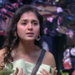 Tejasswi Prakash Instagram – Let’s respect the platform we’re on! Teja’s points are bang on! Why don’t you tell us what you feel?
.
.
.
💎: @one_for_every_wish 
🧣: @stylebysaachivj 
🤝: @styledbynikinagda @nehha_o @sanzimehta777 
.
.
.
#views #opinion #stand #standingstrong #allinoneteja 
#instagood #explore #fyp #tejasswiprakash #tejatroops #biggboss #biggboss15 #bb #bb15  #salmankhan @voot @vootselect @colorstv @endemolshineind