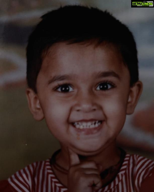 Tejasswi Prakash Instagram - A day that should be embraced by each one of us... Children's Day!! Why not let the child in us shine and sparkle every day? Sharing some beautiful memories of Teja from her childhood. As the day is coming to an end, hoping you all had fun and celebrated the child in you! ❤ . . . #childrensday #child #happychildrensday #instagood #explore #fyp #tejasswiprakash #tejatroops #biggboss #biggboss15 #bb #bb15 #salmankhan @voot @vootselect @colorstv @endemolshineind