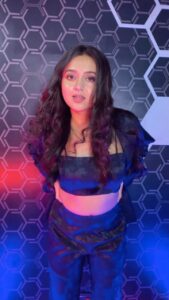 Tejasswi Prakash Instagram - This is what reels make you do, Par mummy ne toh sikhaya that be a good girl!!! . . . 📍: @bravo.dancestudio 💄: @madhura_makeupnhair 👱‍♀️: @gadade.asha Outfit: @officially_taha Styled by: @stylebysaachivj Team: @sanzimehta777 @nehha_o @styledbynikinagda . . . #bebad #badboybadgirl #feelitreelit #feelkaroreelkaro #dancereel #groove #badshah #blowmymind #goodgirl #explore #fyp #instagood