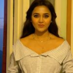Tejasswi Prakash Instagram - Learning a new language can be challenging sometimes, but with Duolingo it will be fun. Come and experience the joyful ride of learning a new language. Download Duolingo from the Link mentioned in my bio and Start Learning Now for Free! @duolingo @vidunit_media . Stylist: @styledbyhenal Outfit: @closethookofficial . #Duolingo #LearnAnyLanguage #LearnJapnese #FreeLanguageLearningApp #LearnEnglish #learnforeignlanguages
