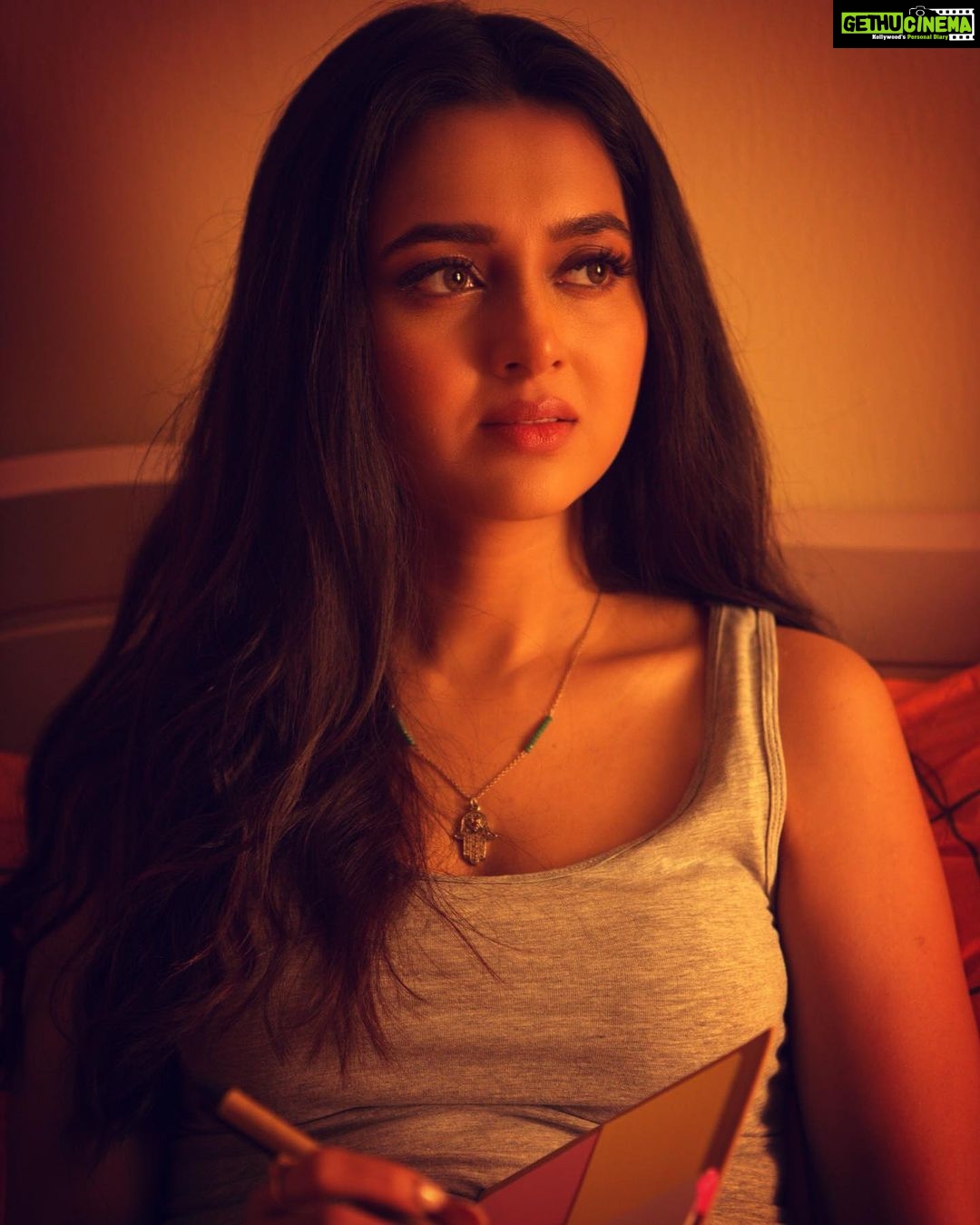 Tejasswi Prakash Instagram - Nothing can dim the light that shines from within... Living up to my name 🙈 . . . #tejasswi #prakash #lettherebelight