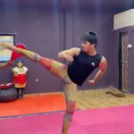 Thakur Anoop Singh Instagram – Trying the new and Advanced L Carnitine by @gibbon6_nutrition for my fat loss and feeling super Light enough to do these high kicks at taekwondo 🥋 

Carnitine Converts the fat to energy to keep you going non stop !! Get your bottle today!! 💪 

@kuldeep_freerunner