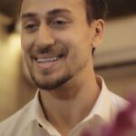 Tiger Shroff Instagram - With love ❤ #forevergrateful🙏🙏😊 #baaghi2