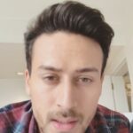 Tiger Shroff Instagram - Almost that timeeee... ❤️💪 @dishapatani #Baaghi2in3days #yayyy #Baaghi2onMarch30