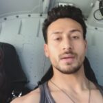Tiger Shroff Instagram - Thank you for always loving like you do Delhi! Lots of love back ❤❤❤🙏 #baaghi2onmarch30 @dishapatani