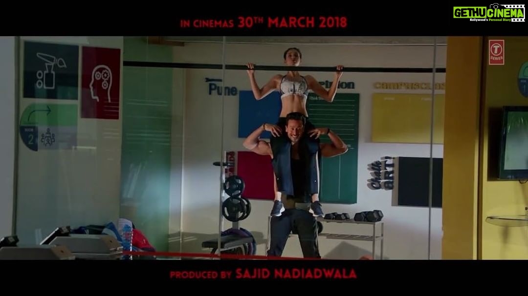 Tiger Shroff Instagram - College love is always special! ❤️ Watch Ronnie and Neha’s love story - #OSaathi OUT NOW. (Link in bio) 🔗 - http://bit.ly/OSaathi-VideoSong @dishapatani #SajidNadiadwala @khan_ahmedasas @foxstarhindi @nadiadwalagrandson @tseries.official #Baaghi2onMarch30
