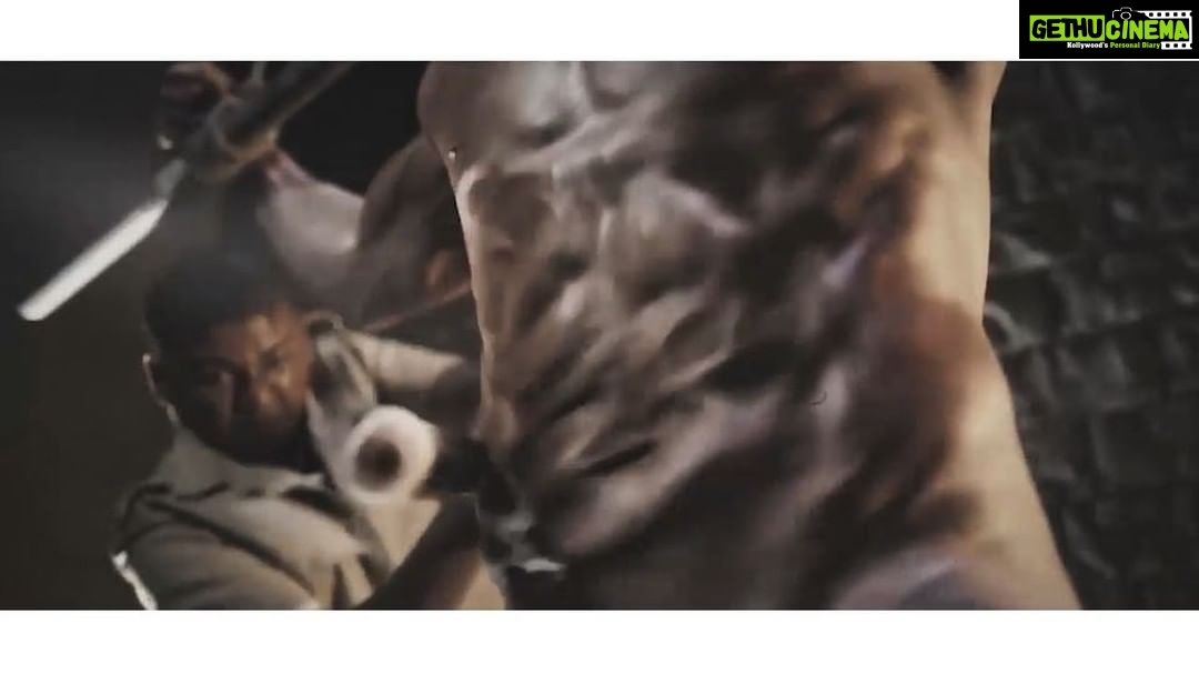 Tiger Shroff Instagram - Hereโs a bit of the making for you guys ๐๐ (link to full video in my bio) @dishapatani #SajidNadiadwala @khan_ahmedasas @nadiadwalagrandson @foxstarhindi @tseries.official @wardakhannadiadwala #Baaghi2onMarch30