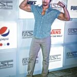 Tiger Shroff Instagram - #aboutlastnight...interesting concept by @myntra to create #MyntraSneakerClub! 😊 @nikesportswear @toastevents_in