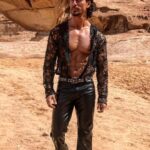 Tiger Shroff Instagram - Trying to blend in with the rocks #rockamongrocks #beautifuljordan