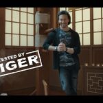 Tiger Shroff Instagram - Super excited to reveal the all new collection of #TigerForForca Flex denims tested by me! Shop at @LifestyleStores or www.lifestylestores.com for these must-have denims and tell me what you think of them!
