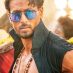 Tiger Shroff Instagram – Let yourself loose & groove to your dil ki beats with the song #DaFaKar! Song out now 🔥 
Link in bio!

#SajidNadiadwala‘s #Heropanti2
Directed by @khan_ahmedasas

@tarasutaria @nawazuddin._siddiqui @arrahman @rajat__aroraa @hiral_viradia @lyricistmehboob @nadiadwalagrandson @wardakhannadiadwala @tseries.official #BhushanKumar @i_am_princegupta