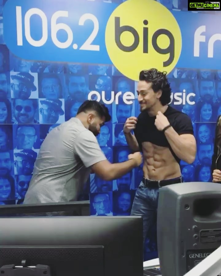 Tiger Shroff Instagram - Long days of promotions hitting me like... #Dubai #5DaysToGo #MunnaMichael #21July