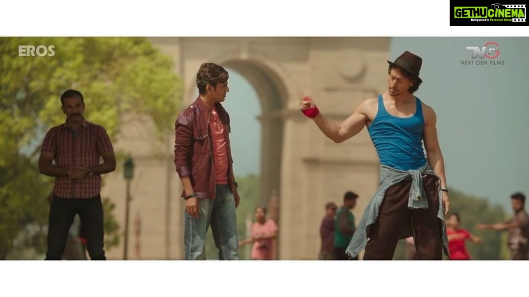 Tiger Shroff Instagram - Look who's setting the dance floor on fire! #Swag Out NOW! (link in bio) #MunnaMichael