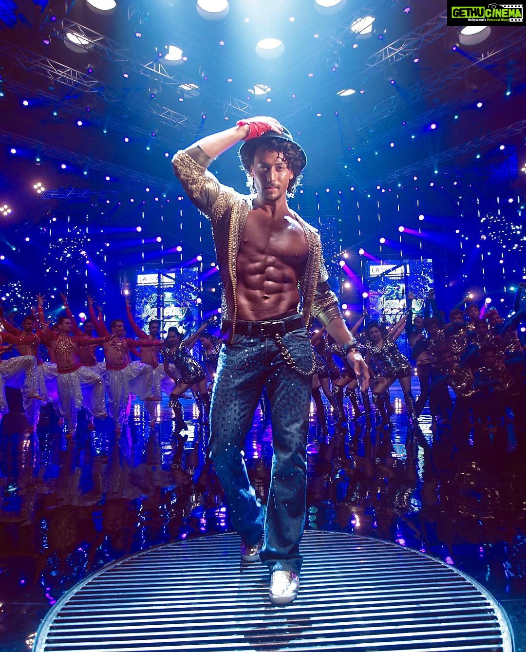 Tiger Shroff Instagram - #MunnaMichaelTrailer tomorrow :)