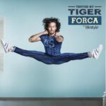 Tiger Shroff Instagram - Tested out the new light weight super-flex Denims from FORCA by @lifestylestores! #MyNewPairOfWings :) #TestedByTiger #TigerForFORCA