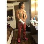 Tiger Shroff Instagram – The game before the game… #IPL2017 #hopeyouenjoyed