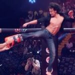 Tiger Shroff Instagram - Repost — @thefightleague: Never one to back down from a challenge, @tigerjackieshroff fans out 3 different aerial kicks in the cage! #SuperFightLeague #NeverStopFighting #SFL @billdosanjh