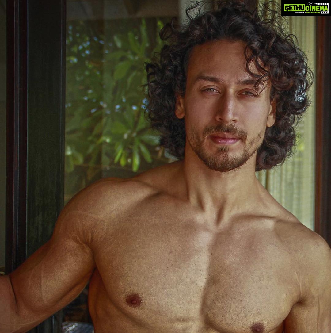 Tiger Shroff Instagram - #badhairday #tarzanized