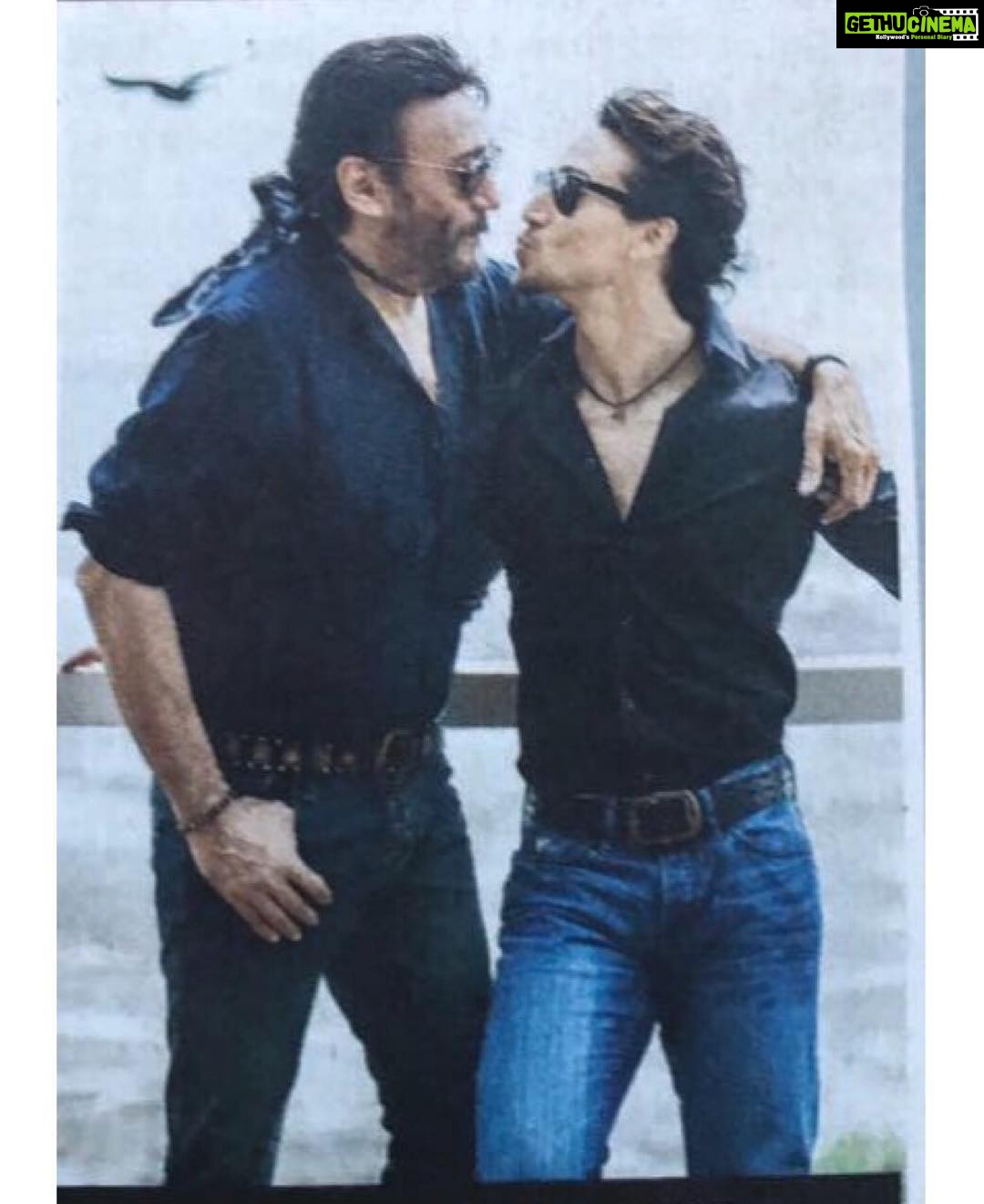 Tiger Shroff Instagram - #ShivaKaInsaaf and #FlyingJatt 😊 @apnabhidu #daddyfirstsuperhero #likefatherlikeson