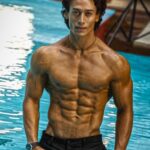 Tiger Shroff Instagram - Don't watch the clock. Do what it does. #KeepGoing