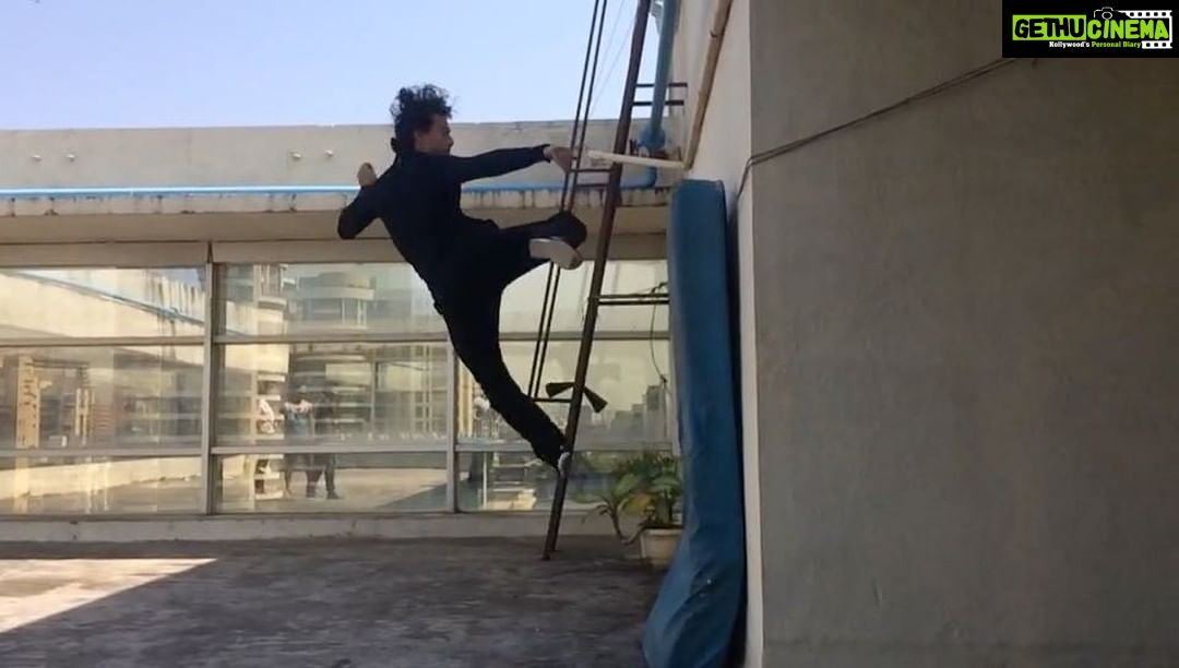 Tiger Shroff Instagram - Trying to take my body out of its comfort zone...so much to learn! #triplekick #newmoves #theresalwaysroom4improvement