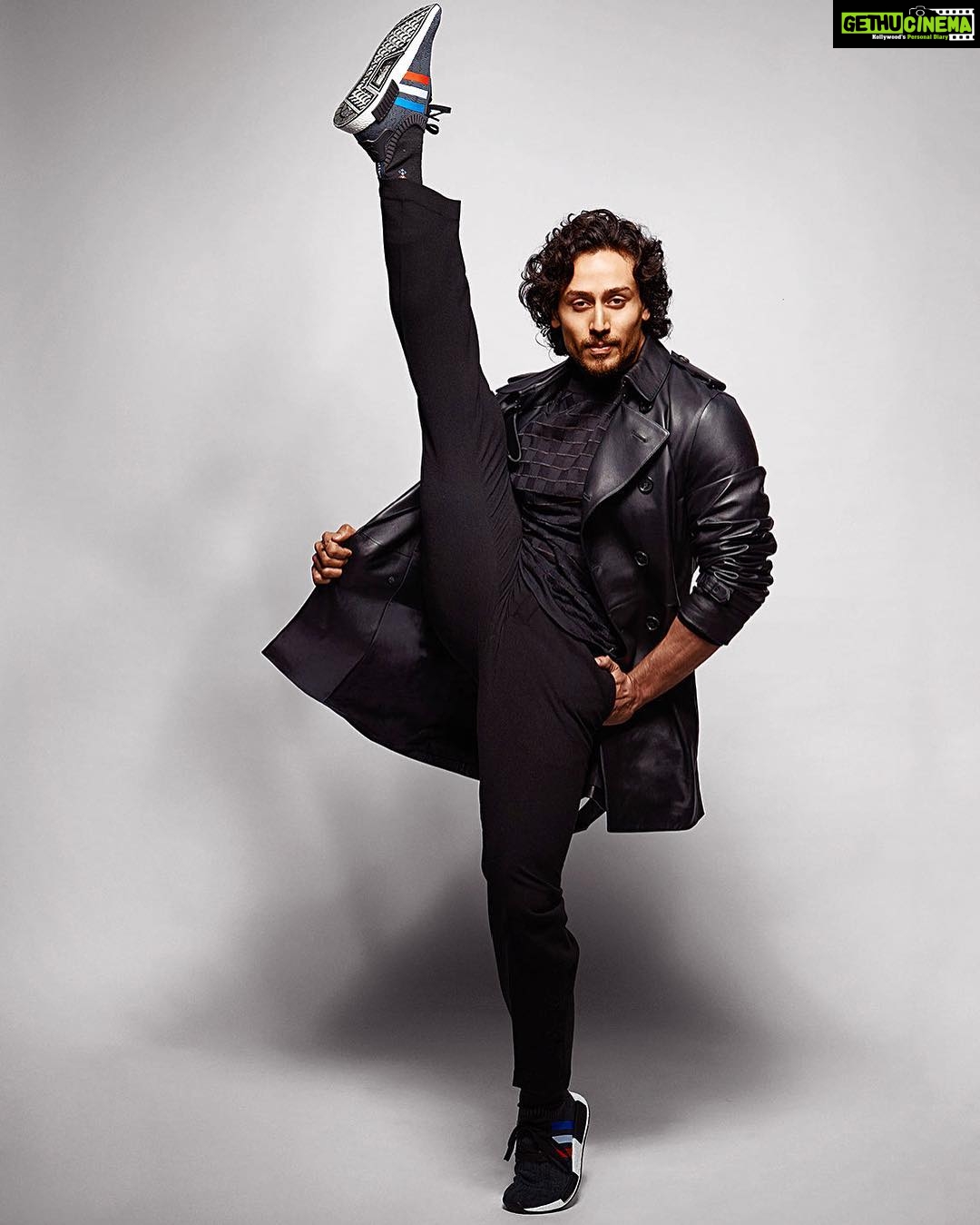 Tiger Shroff Instagram - Those who reach touch the stars ❤😊