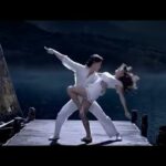 Tiger Shroff Instagram - Ready to take you out of this world-literally! :) Here it is - #AFlyingJattTeaser @jacquelinef143 @remodsouza @balajimotionpictures
