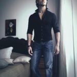 Tiger Shroff Instagram - Looking forward to performing my fav songs this #IIFA :)