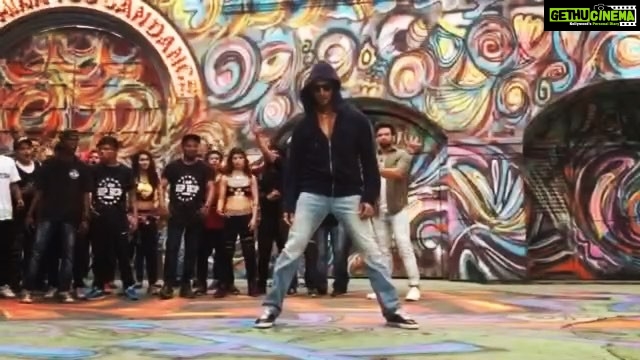 Tiger Shroff Instagram - So I thought I could dance....until I went to #SoYouThinkYouCanDance! Inspired! #BaaghiPromotions