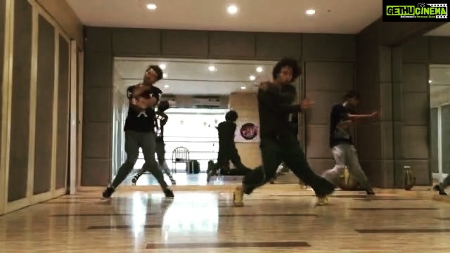 Tiger Shroff Instagram - Started my day with a tribute to the king of rebels! Won't stop till we get enough. #baaghipromotions