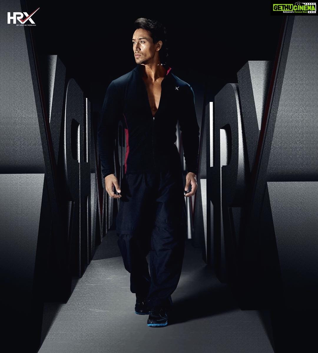 Tiger Shroff Instagram - In order to stay ahead you must keep your feet moving forward... @hrxbrand #keeppushingforward