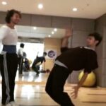Tiger Shroff Instagram - Jamming and fooling around with my guru ji after a long time! @pareshshirodkar @jueevaidya #needtodustofftherust 2/2