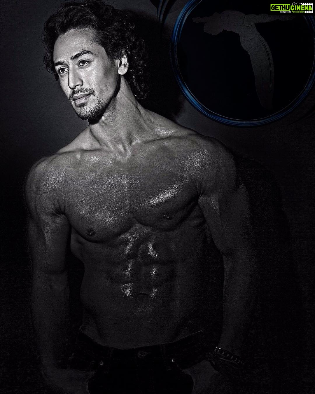 Tiger Shroff Instagram - Time to suit up :) #aflyingjatt