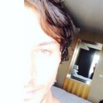 Tiger Shroff Instagram - Keep spreading the love and light guys ❤️ have a good weekend!