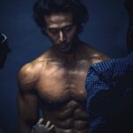 Tiger Shroff Instagram - Almost out of energy...last day climax action. Hope I can get off the ground 😄 #baaghi #lastfight #finalbattle @sabbir24x7 @nadiadwalagrandson
