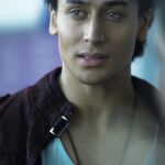 Tiger Shroff Instagram - #Repost @teamtigershroff ・・・ We ❤️ you @TigerJackieShroff #TigerShroff ☺️