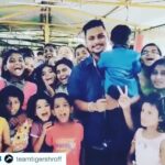 Tiger Shroff Instagram – Lv uuuuuu :) #Repost @teamtigershroff
・・・
Thank you for the motivation kids ☺️❤️ it’ll surely gonna help @TigerJackieShroff push his extreme in #Thailand for his next! #youareourmotivation #baaghi #onanotherlevel #actionprepon #tigershroff