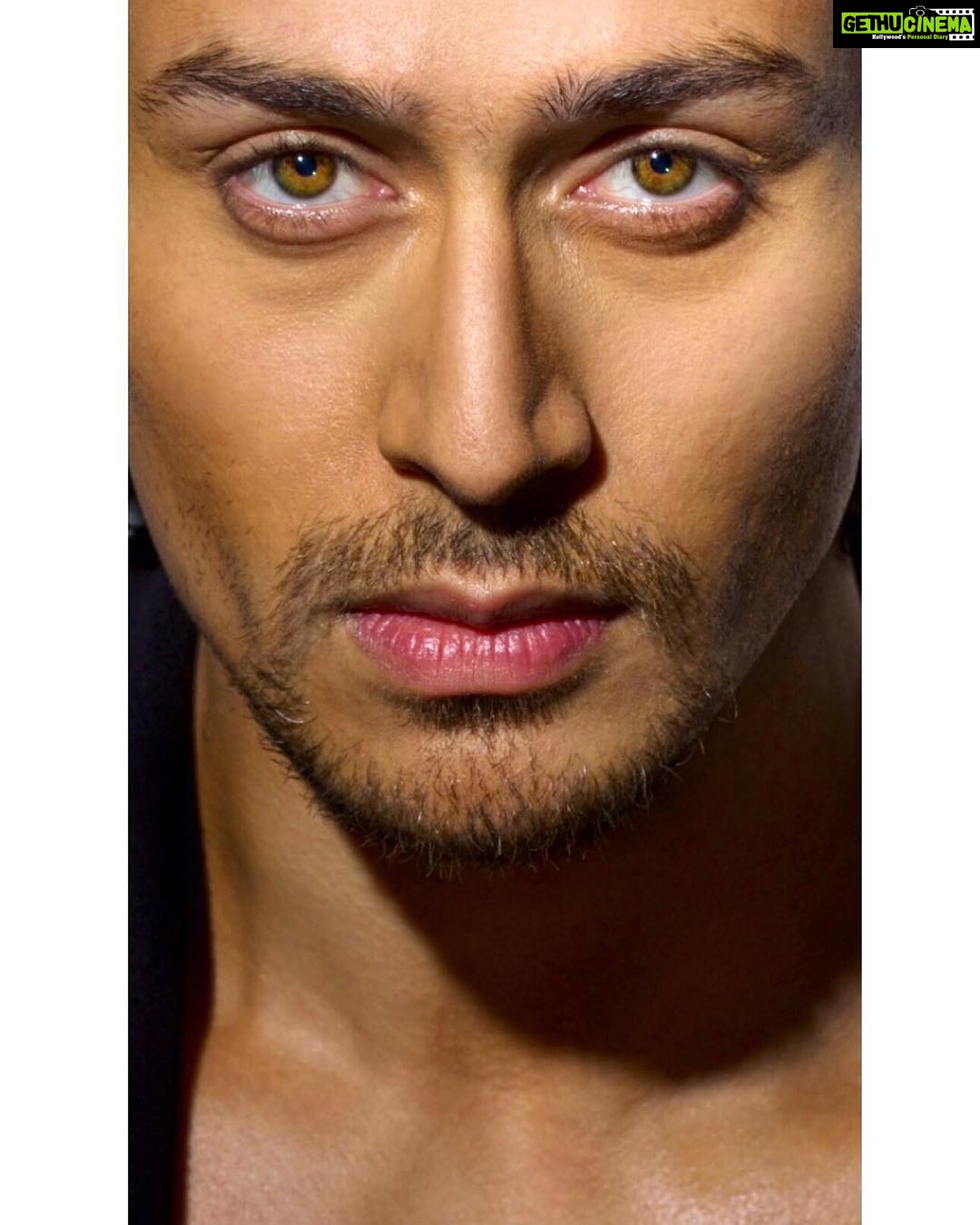 Tiger Shroff Instagram - Game face on :) #ActionPrep