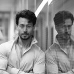Tiger Shroff Instagram - #maninthemirror